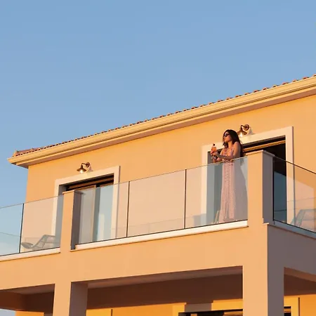 Alekos Houses-nereids Villa Lixouri