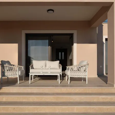 Alekos Houses-nereids Villa Lixouri
